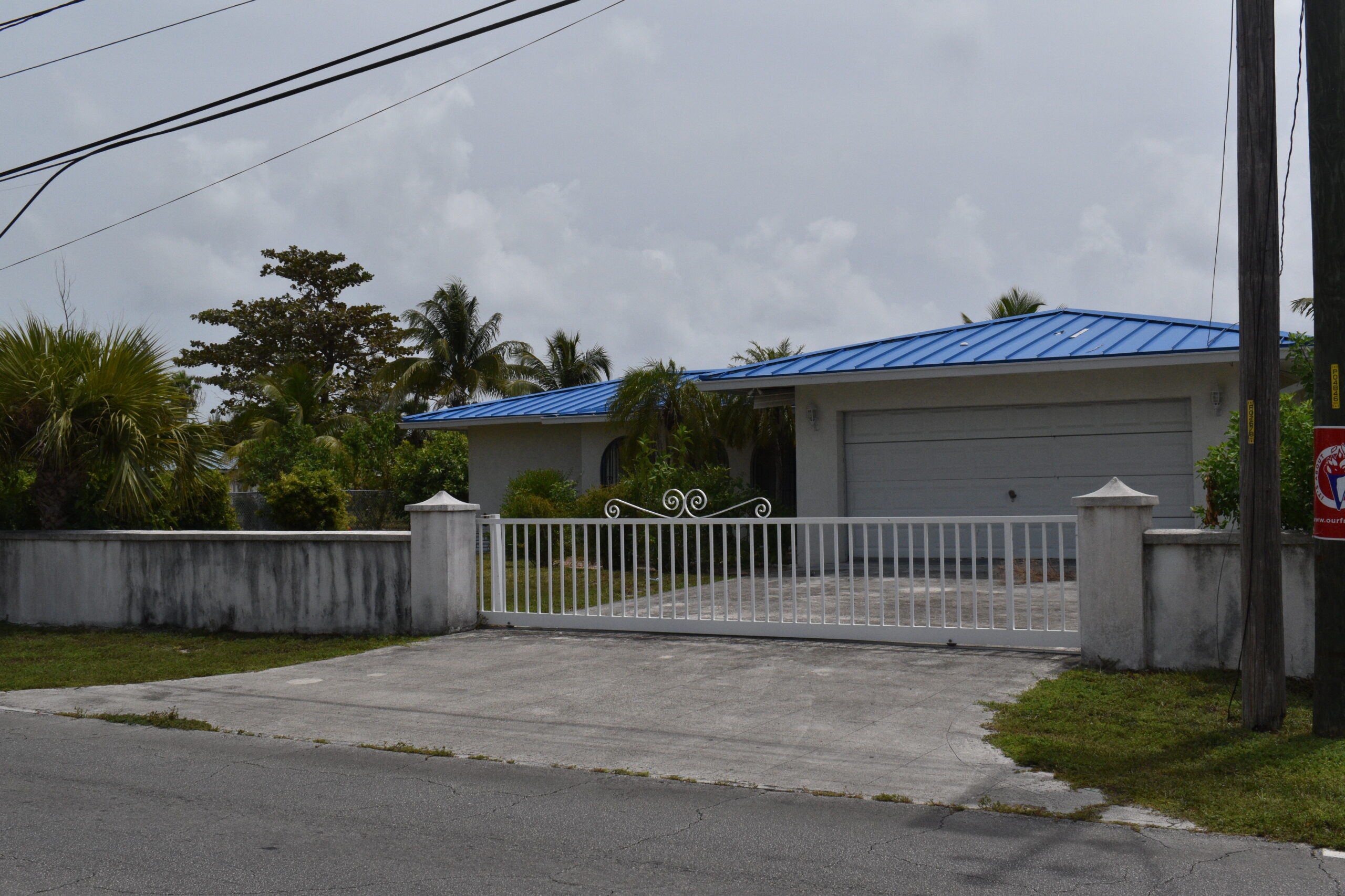 Lucayan Beach Subdivision (Lot 33)